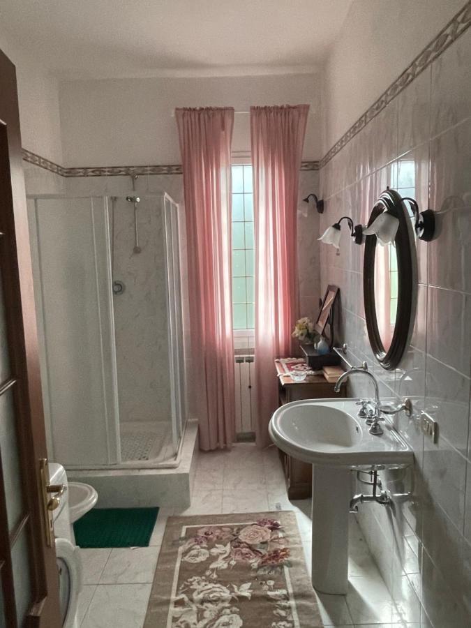 Casa Vacanza Paola Aurigo Exteriör bild