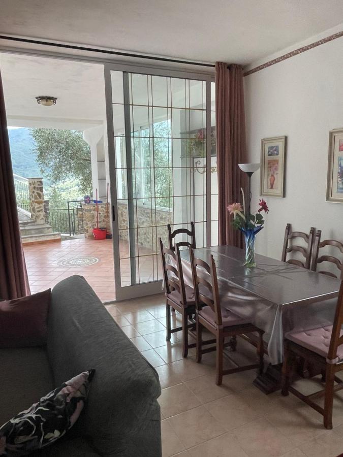 Casa Vacanza Paola Aurigo Exteriör bild