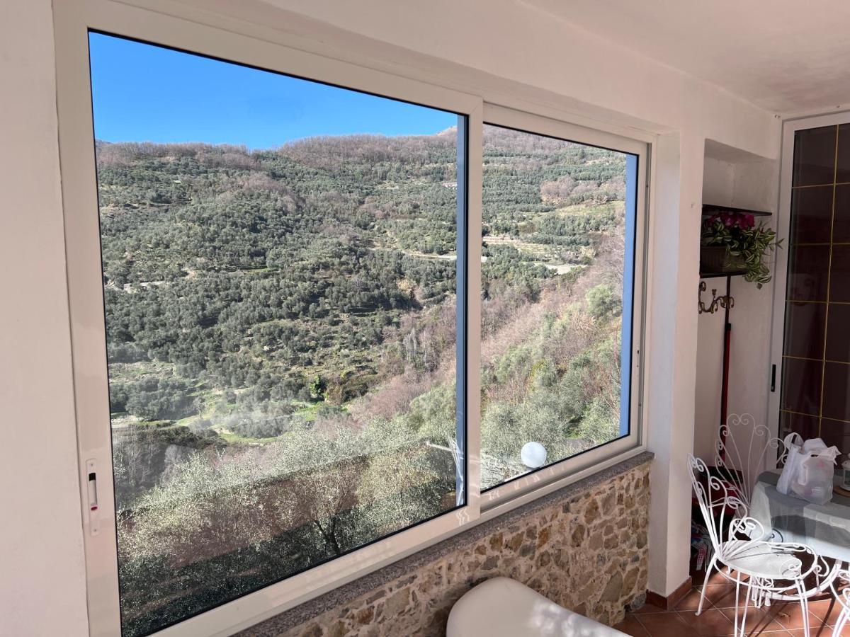 Casa Vacanza Paola Aurigo Exteriör bild